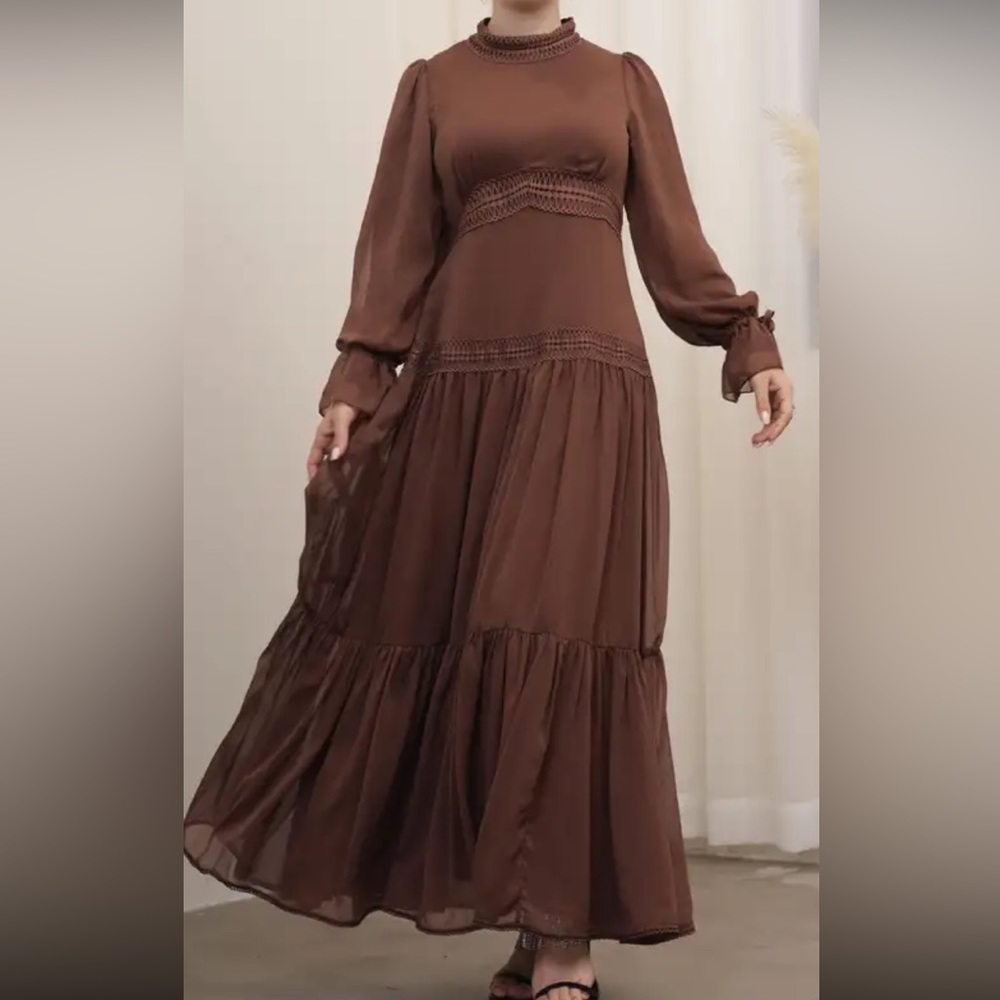 Long sleeve chiffon maxi dress